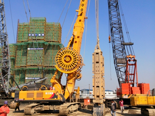 徐(xú)工XG600D連續牆抓鬥上(shàng)海灘秀大鍋重器(qì)風采